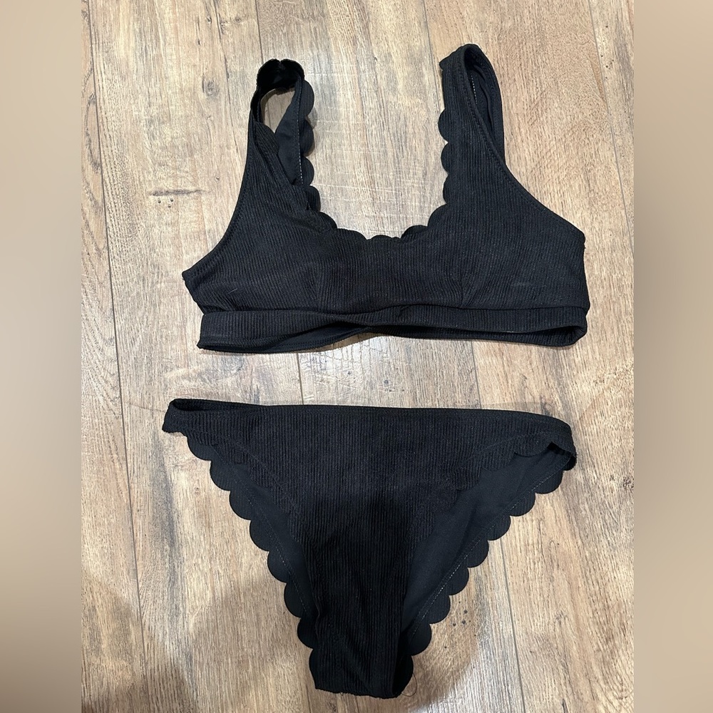 Black Bikini
